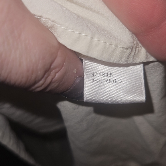 St. John Tie Neck Women's Blouse Sz 8 Ivory Silk Spandex Blend Casual Summer - Picture 3 of 6